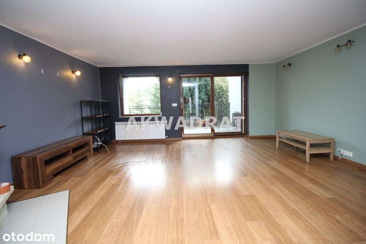 Dom w zabudowie szeregowej Piaskowa Góra-1