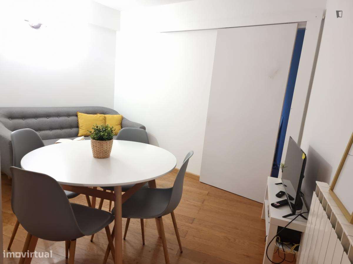 Apartamento com 2 quartos - localizado em Alta Universitária Coimbra - Grande imagem: 2/10