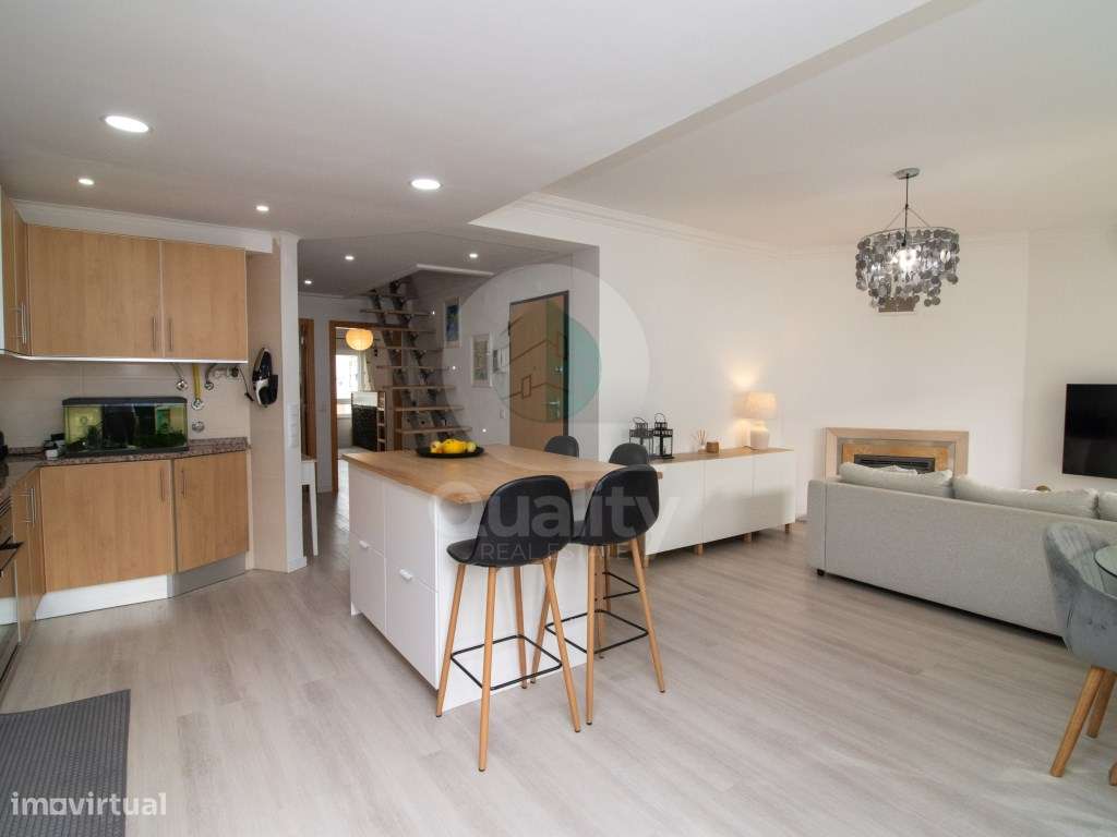 Apartamento T2+1 Duplex com arrecadação - Vila Rosa, Alhos Vedros - Grande imagem: 4/42