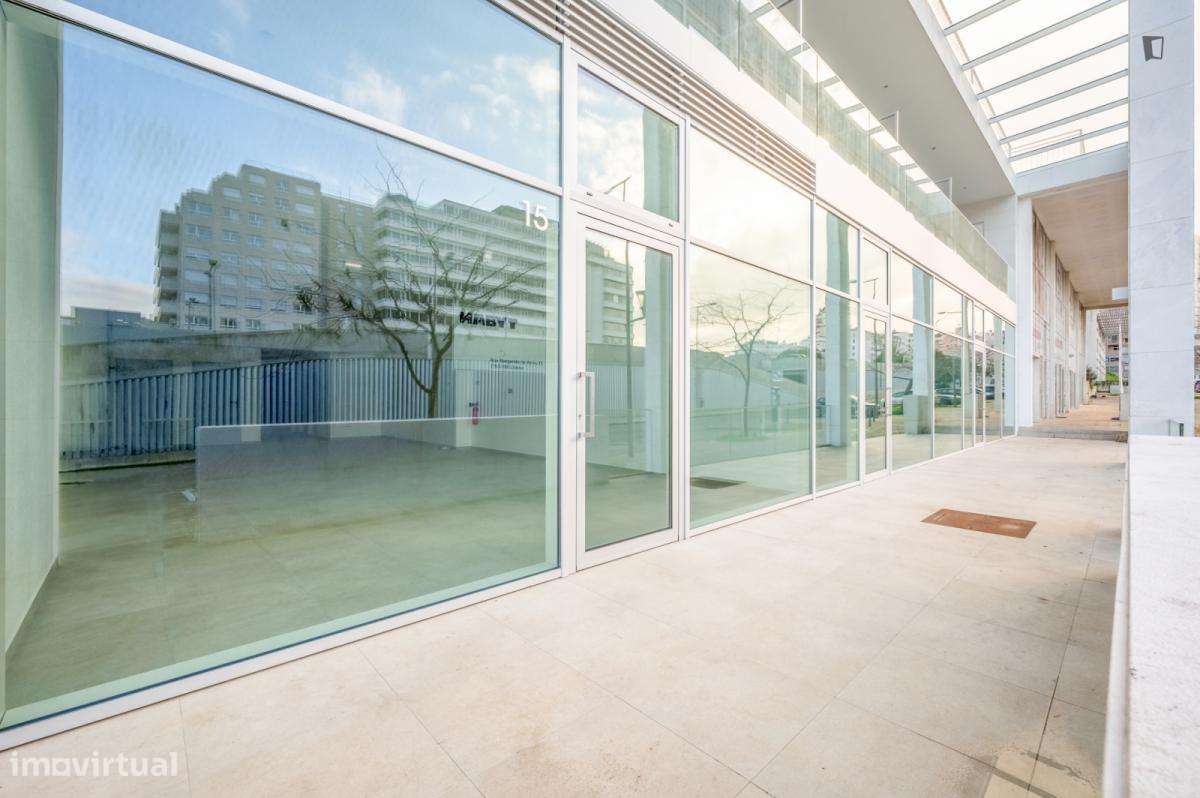 Estúdio - localizado em Olaias Lisbon - Grande imagem: 2/7