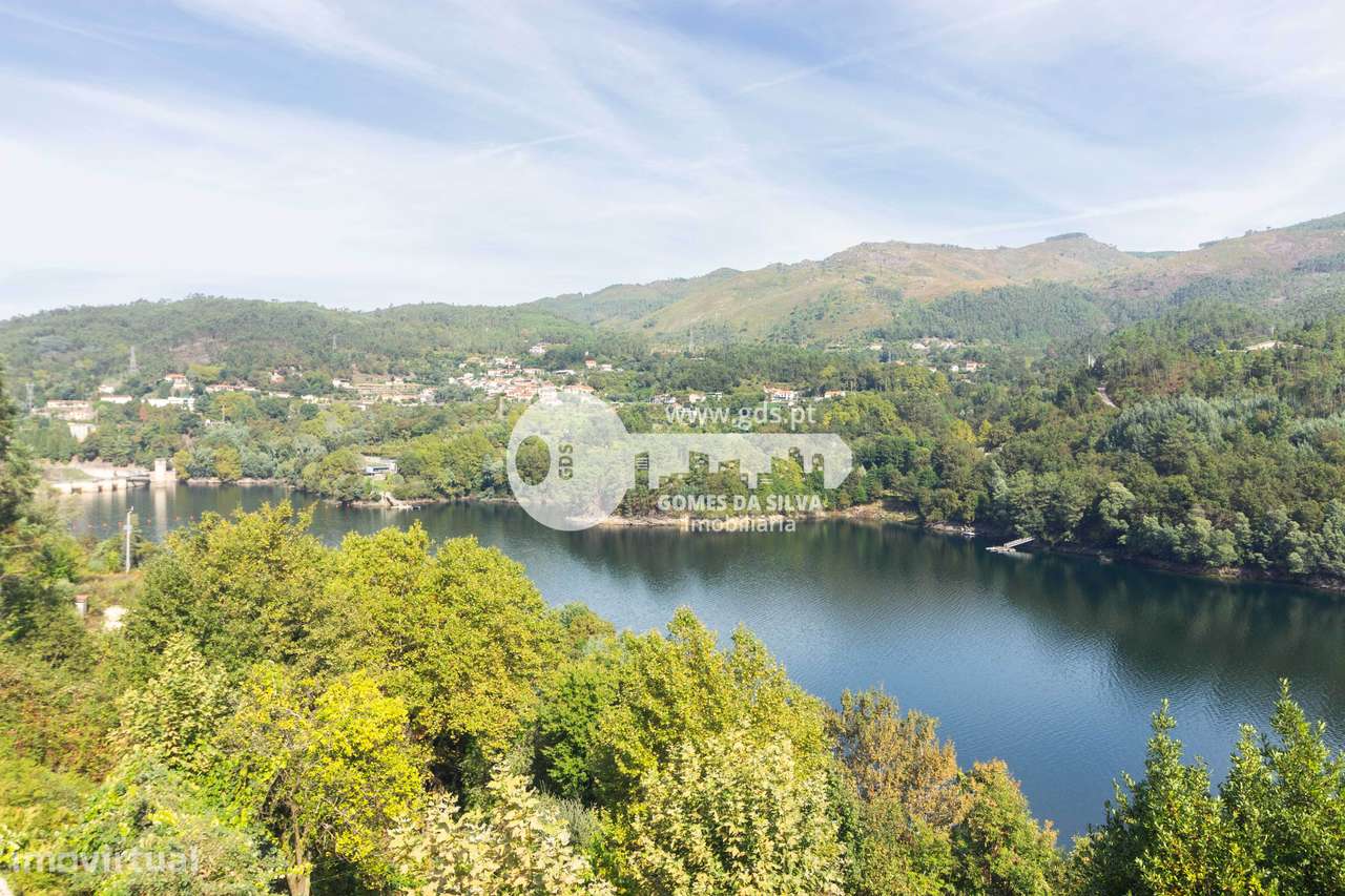 Moradia T3 com 1383m2 em Pandozes, Parada de Bouro Vieira do Minho-22