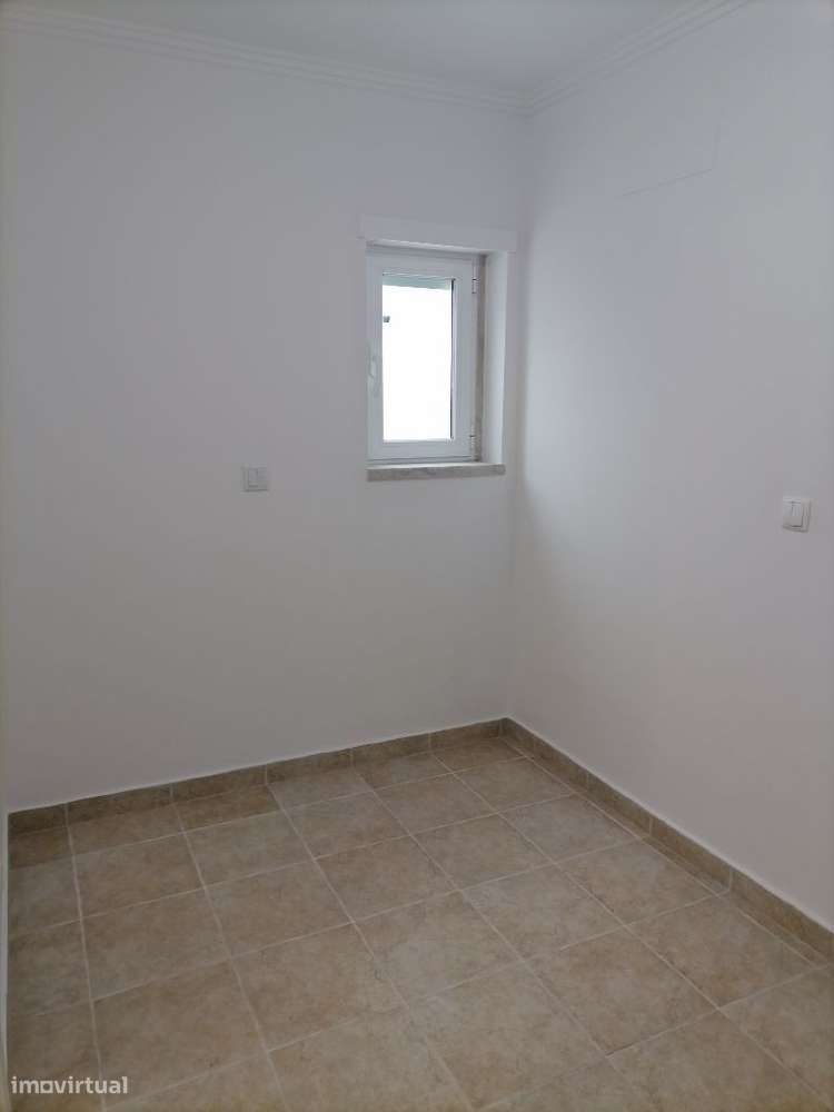 Moradia T3+1 Ericeira, Vista Mar, Remodelada, Como Nova, A Estrear.-11