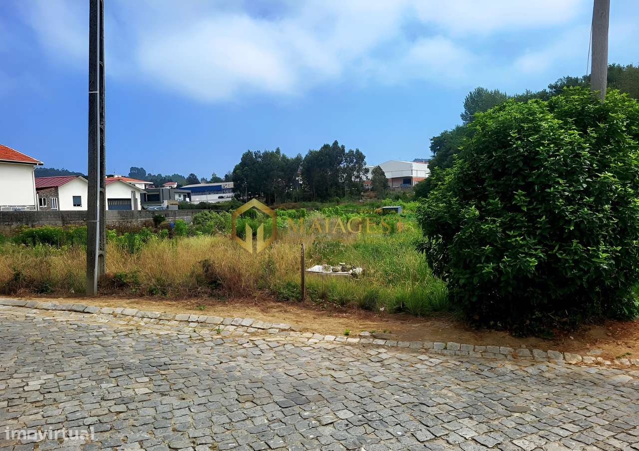 Terreno Agrícola com Capacidade Construtiva em Excelente Localização - Grande imagem: 2/8