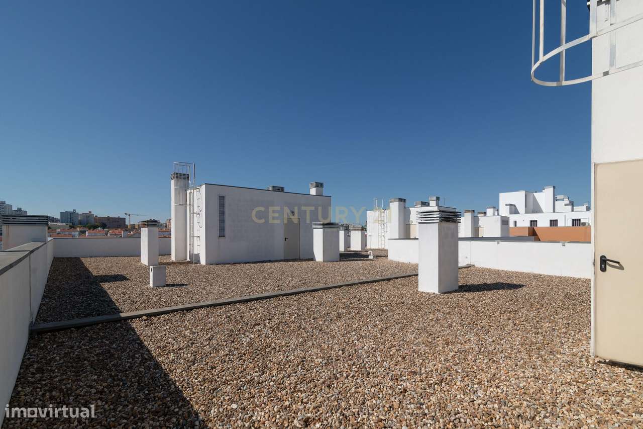 T3 com Vista Rio em Marvila – Último Andar - Grande imagem: 3/35