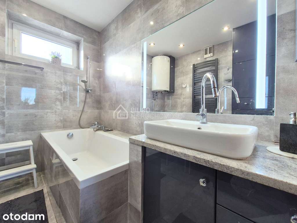 Dom w Piaskach z garażami i dużą działką Gostyń-13