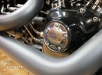 Harley-Davidson Softail Breakout - 12