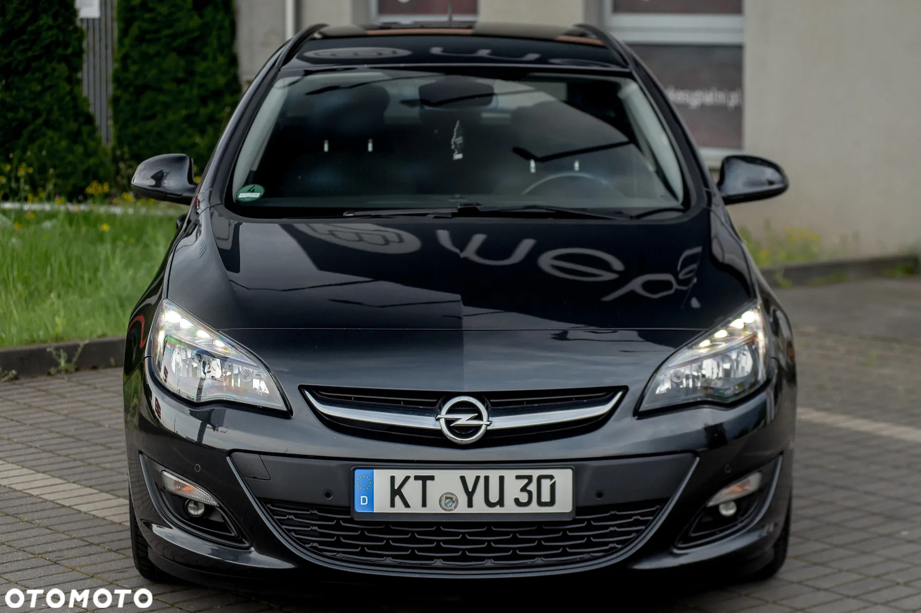 Opel Astra 1.7 CDTI DPF Sports Tourer 150 Jahre - 12