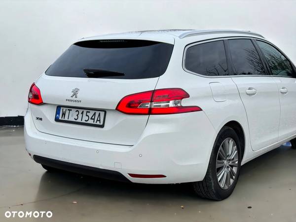 Peugeot 308 1.5 BlueHDi Allure S&S - 31