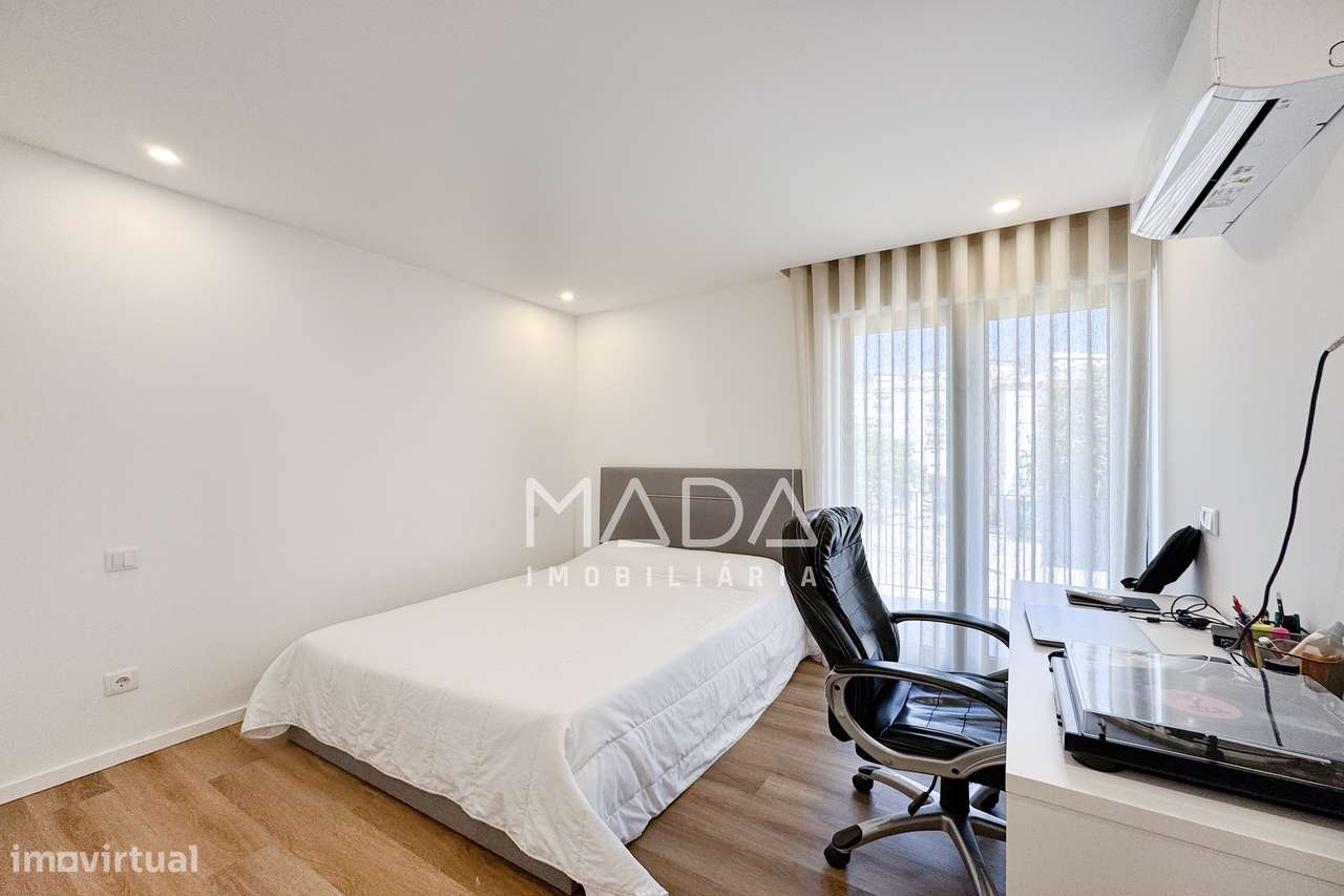 SEMI-NOVO Apartamento T3 perto do Estádio do Braga em Real, Braga-16