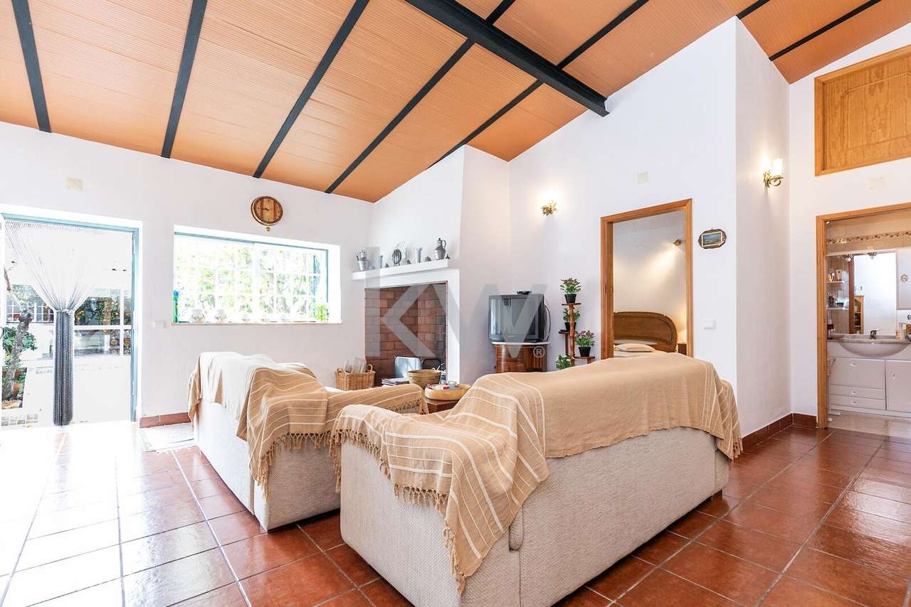 Típica Casa Alentejana no centro de Vaiamonte (Monforte) - Grande imagem: 5/38