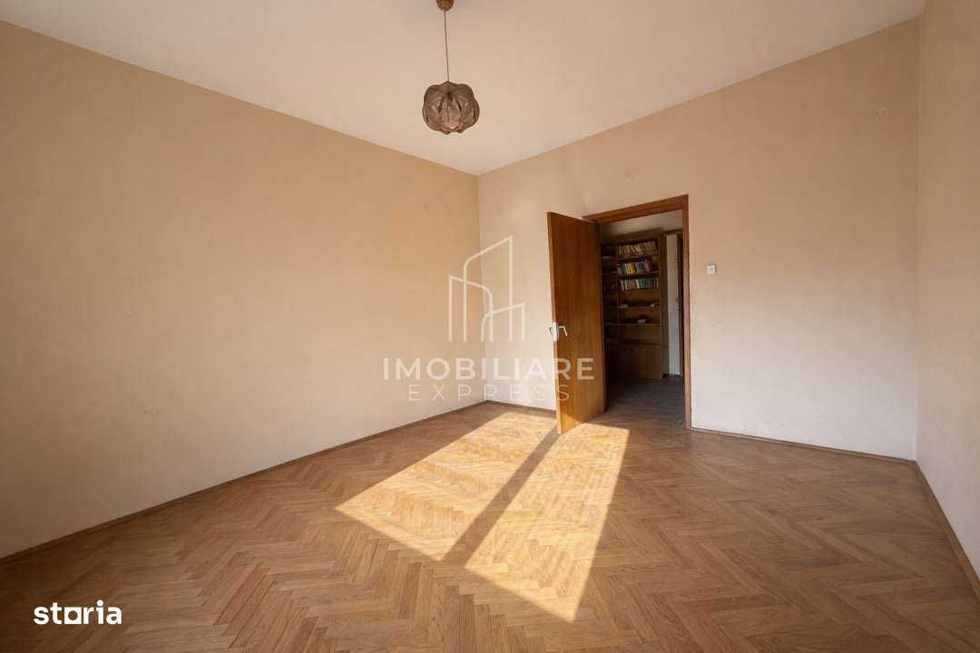 Apartament 163 mp, living + balcon 40 mp, vedere parc, garaj, curte.-7