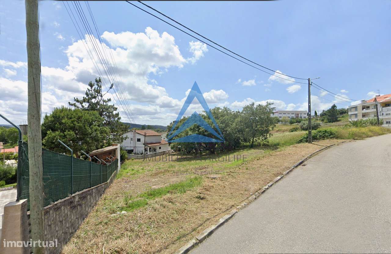 Lote Urbano - Grande imagem: 2/50