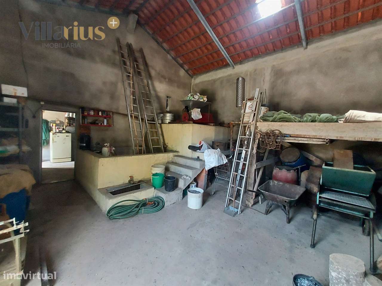 Moradia T3+1 à Venda em Tomar – Espaço e Natureza-54