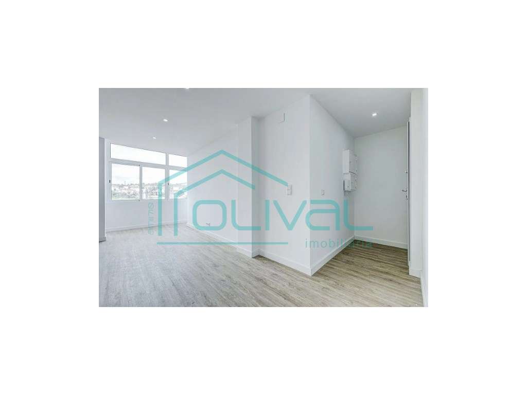 ******APARTAMENTO T3 REMODELADO CENTRO DE ALVERCA ********-9