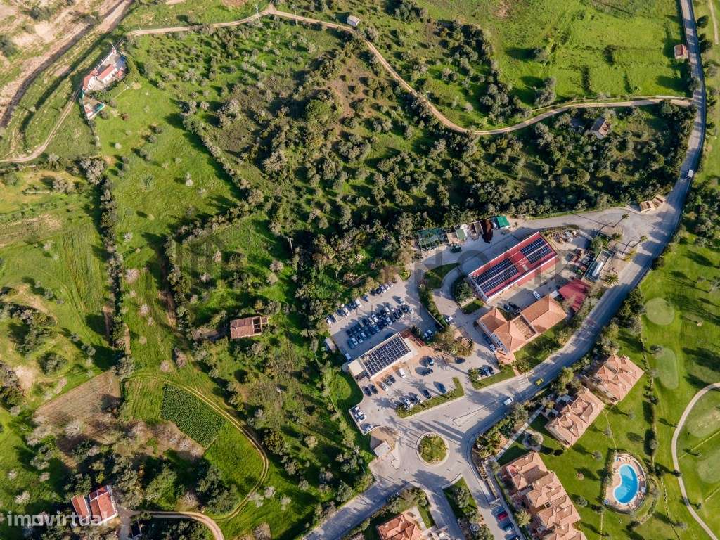 Terreno Misto com ruína junto aos Campos de Golfe do Gramacho - Lagoa-0