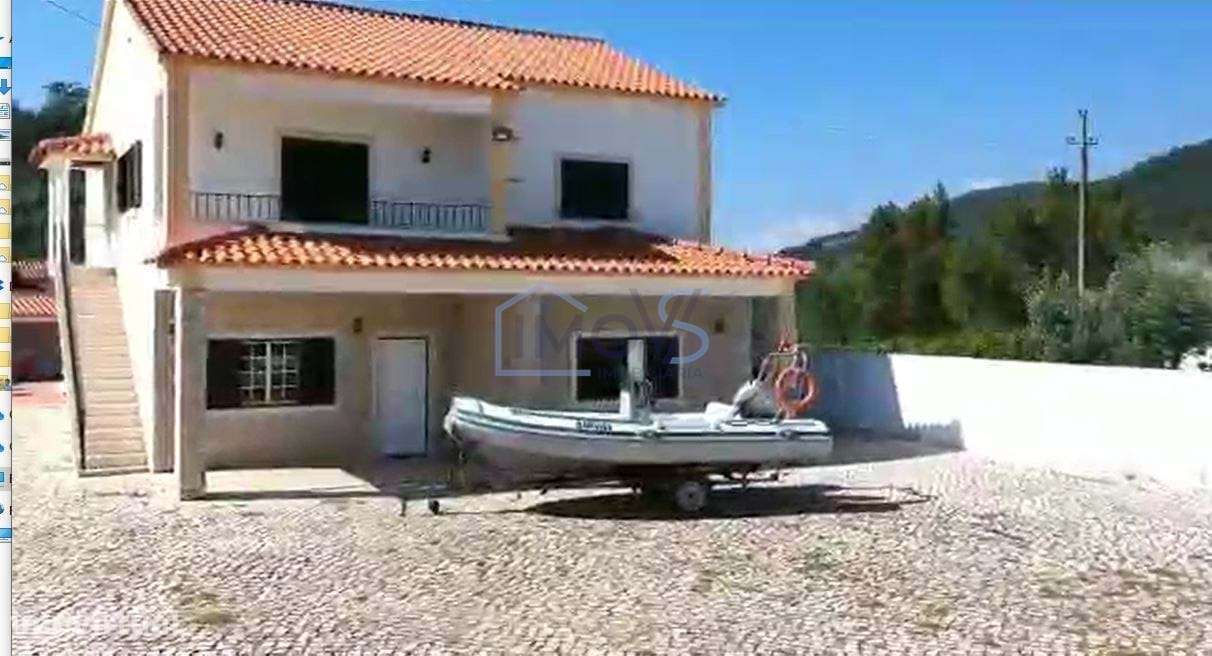 Moradia  T4 com Piscina junto ás margens do Rio Zêzere – Ferreira do Z-30
