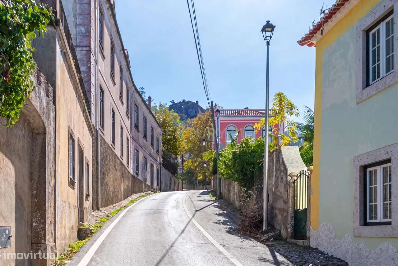 Hotel de 4 Estrelas com Projeto Aprovado e Mobilidade Única na Vila de-12