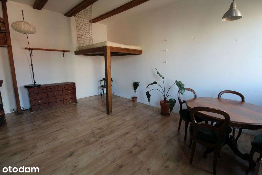 Klimatyczne, unikalne, gotowe mieszkanie w Chorzowie, CO miejskie-15