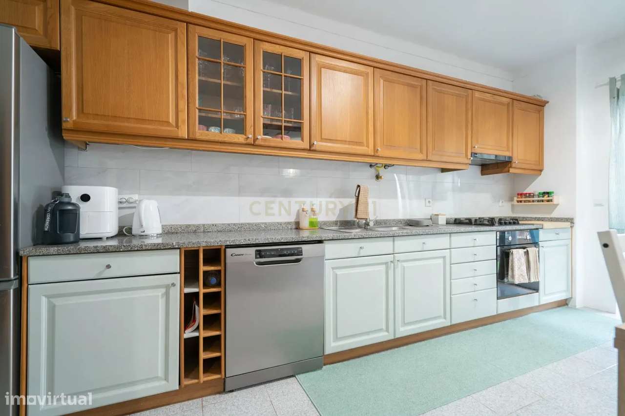 Apartamento T3 no centro da vila da Lousã - Grande imagem: 4/28