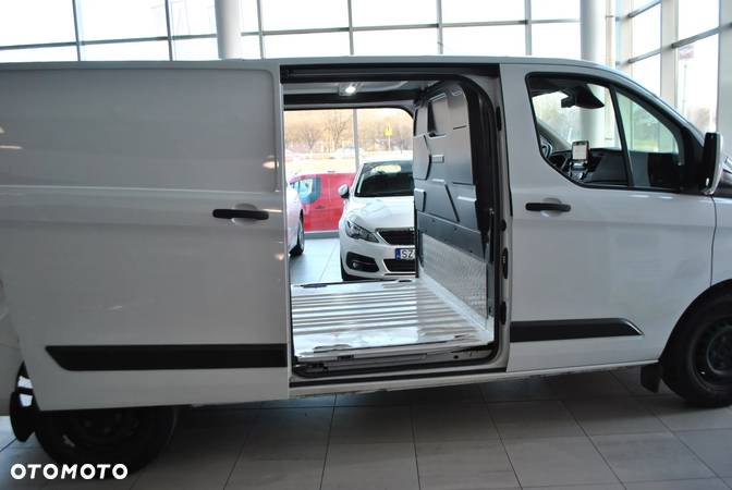 Ford Transit Custom - 23