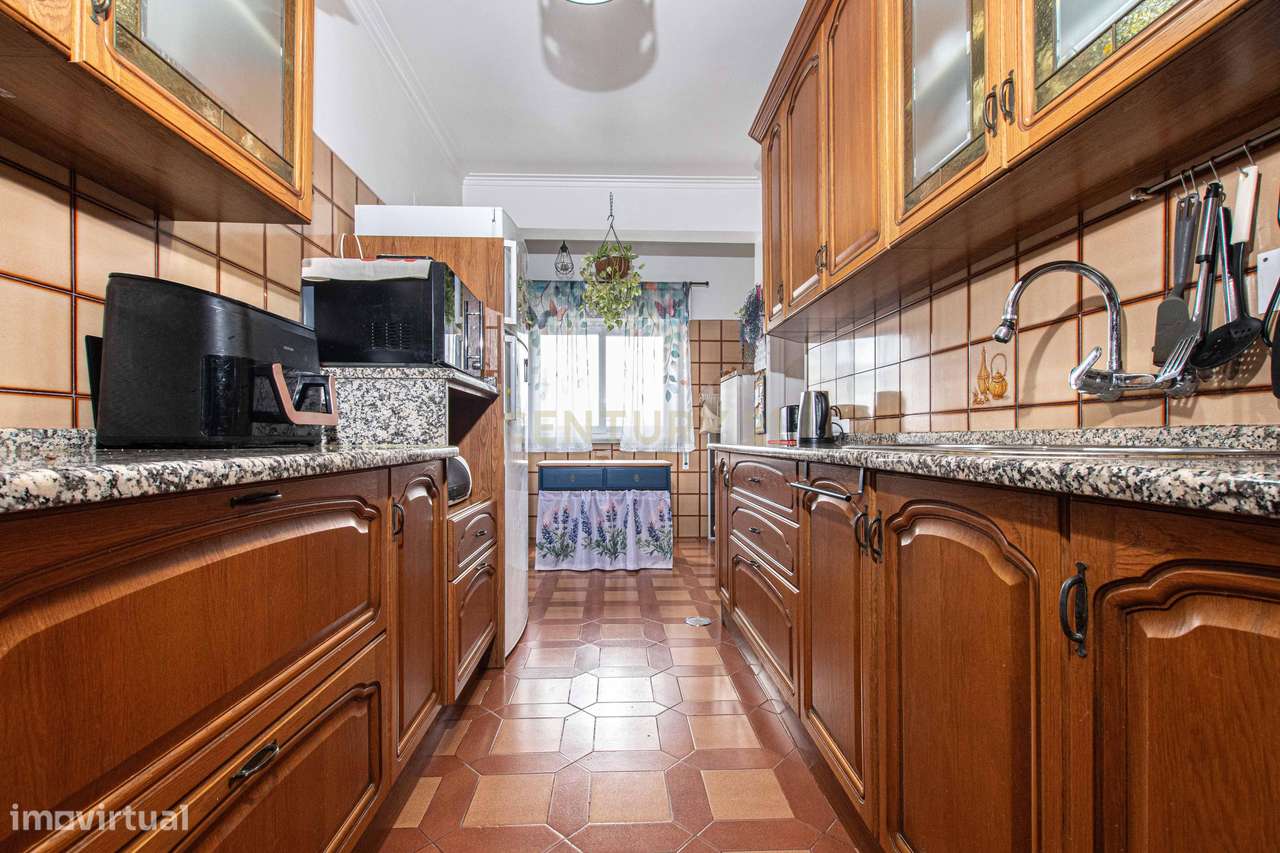 Apartamento T3 com vista cidade e rio na Póvoa de Santa Iria-7