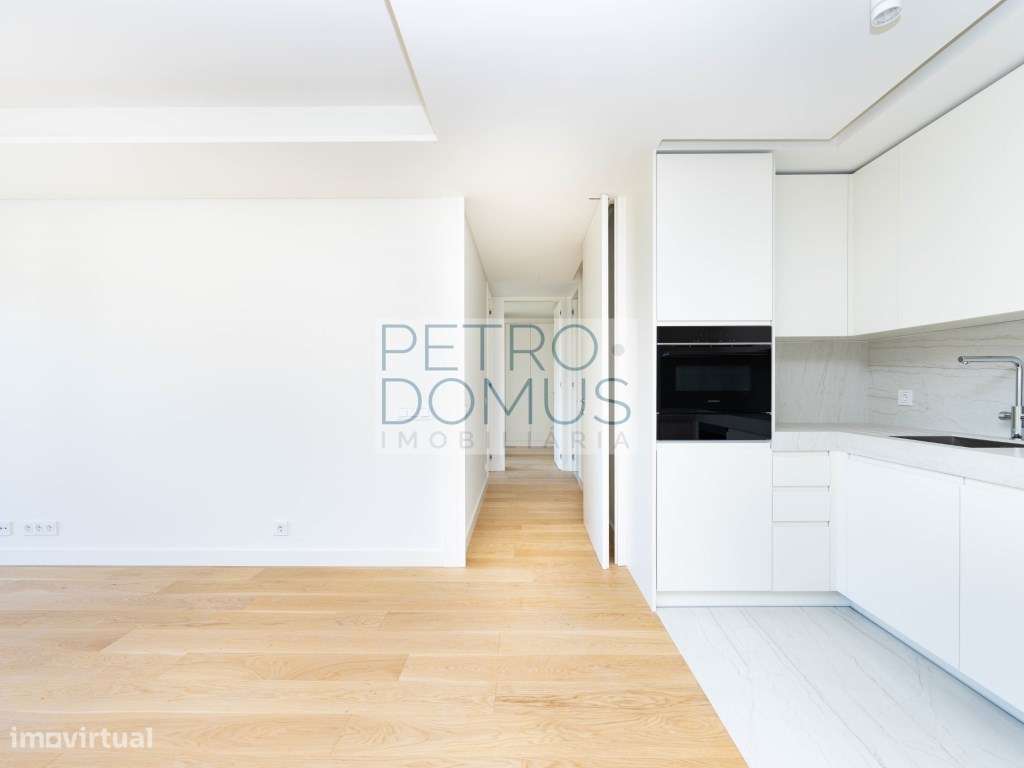 T2 UNIQUE BENFICA - NOVO-5