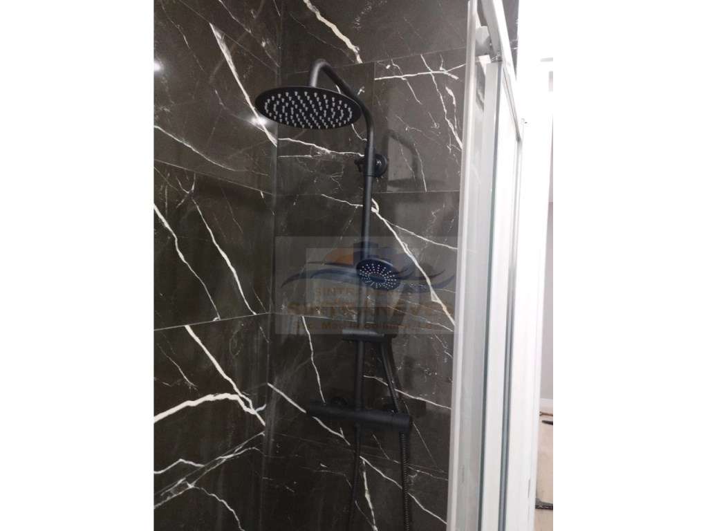 Belíssimo Apto T4 Totalmente Remodelado, em Rua Arborizada, 2 Casa ... - Grande imagem: 4/4