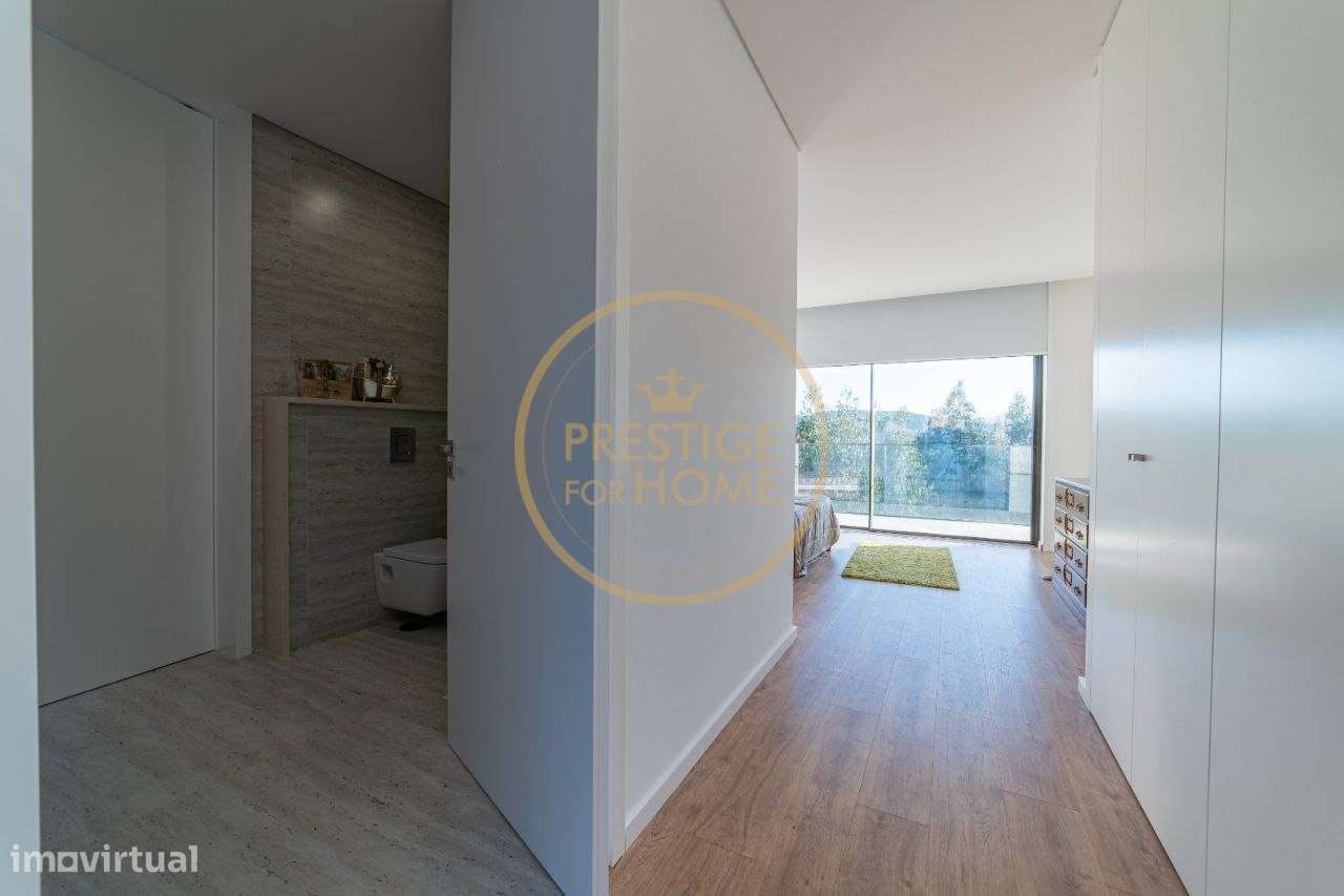 Moradia de Luxo Isolada. - Grande imagem: 5/30