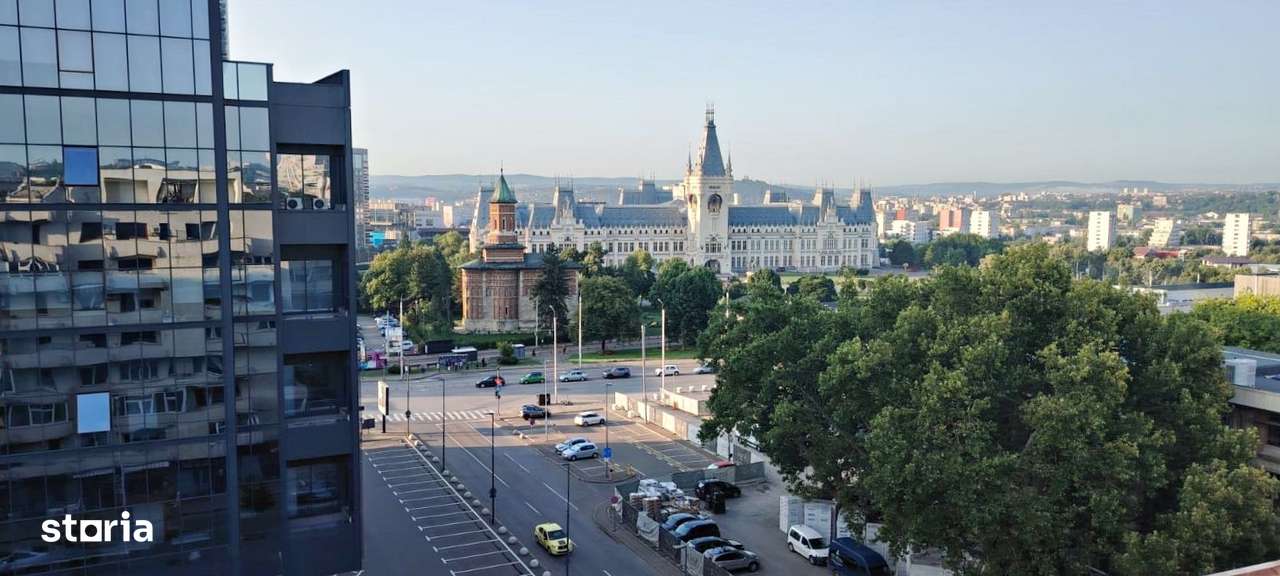 Ultracentral | 2 camere - vedere unica spre Palatul Culturii | liber,-0