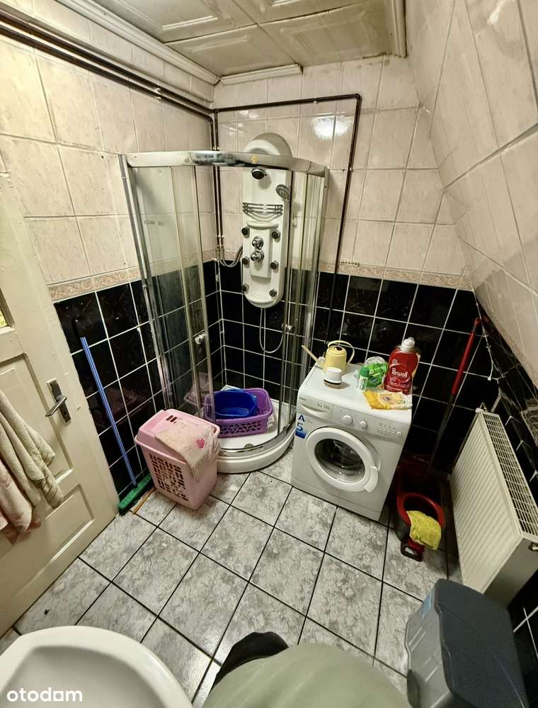 TRZY POKOJE Z GARAŻEM W CENTRUM CHOJNOWA-8