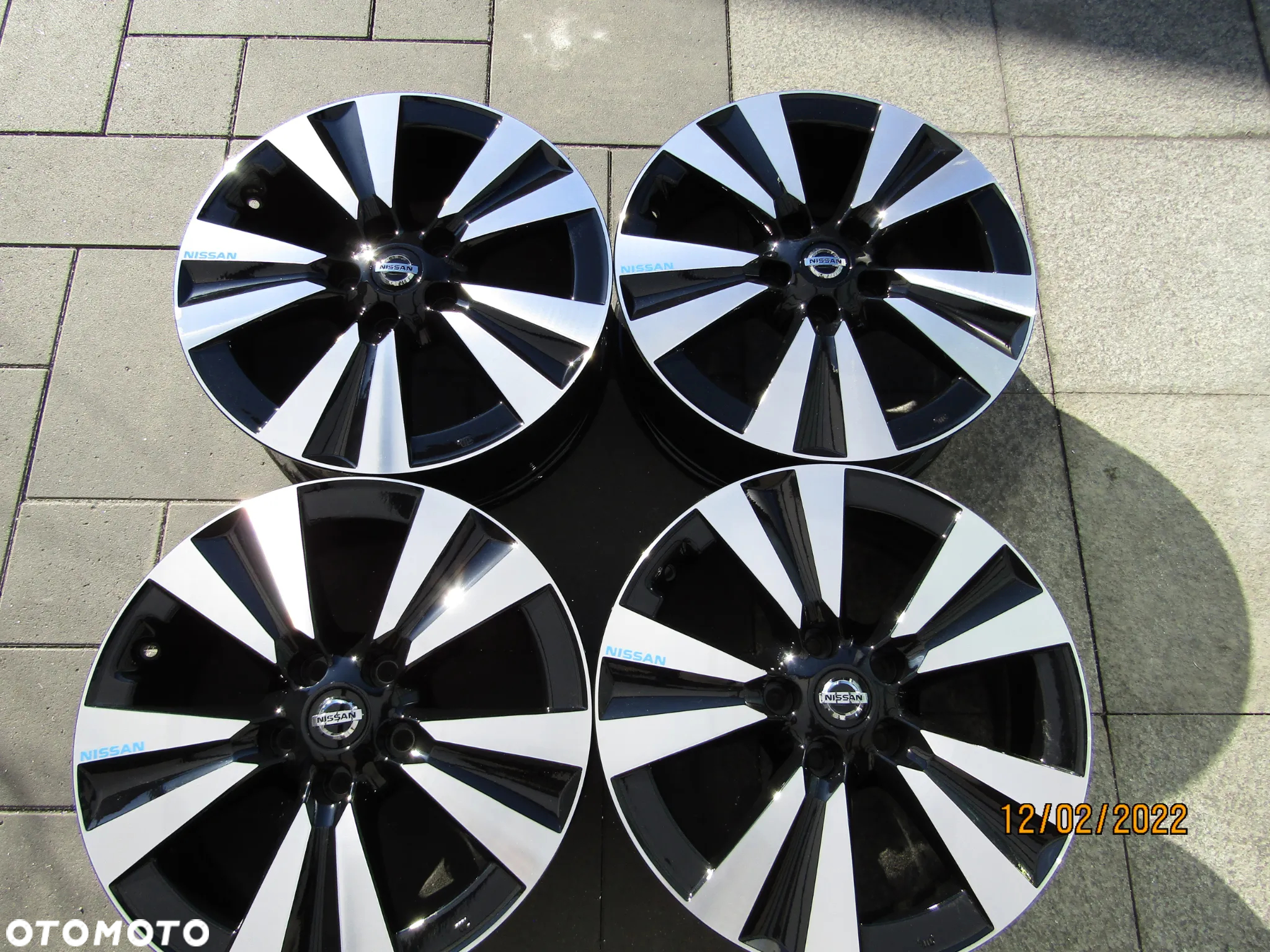 NISSAN FELGI ALUMINIOWE 5x114,3 6,5x17 ET 45 ORYGINAŁ - 17