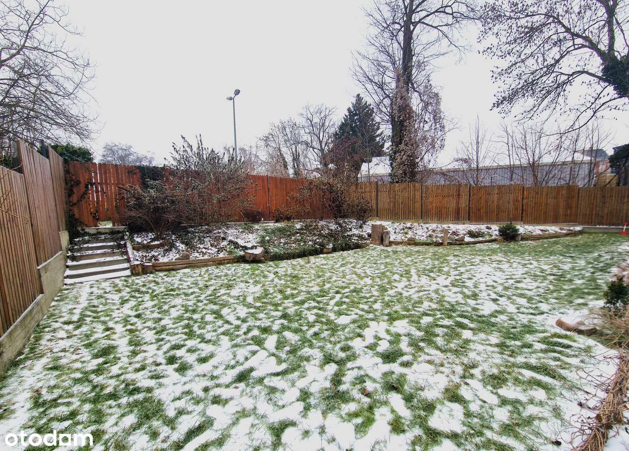 Wyjątkowy dom z ogrodem w centrum miasta-16