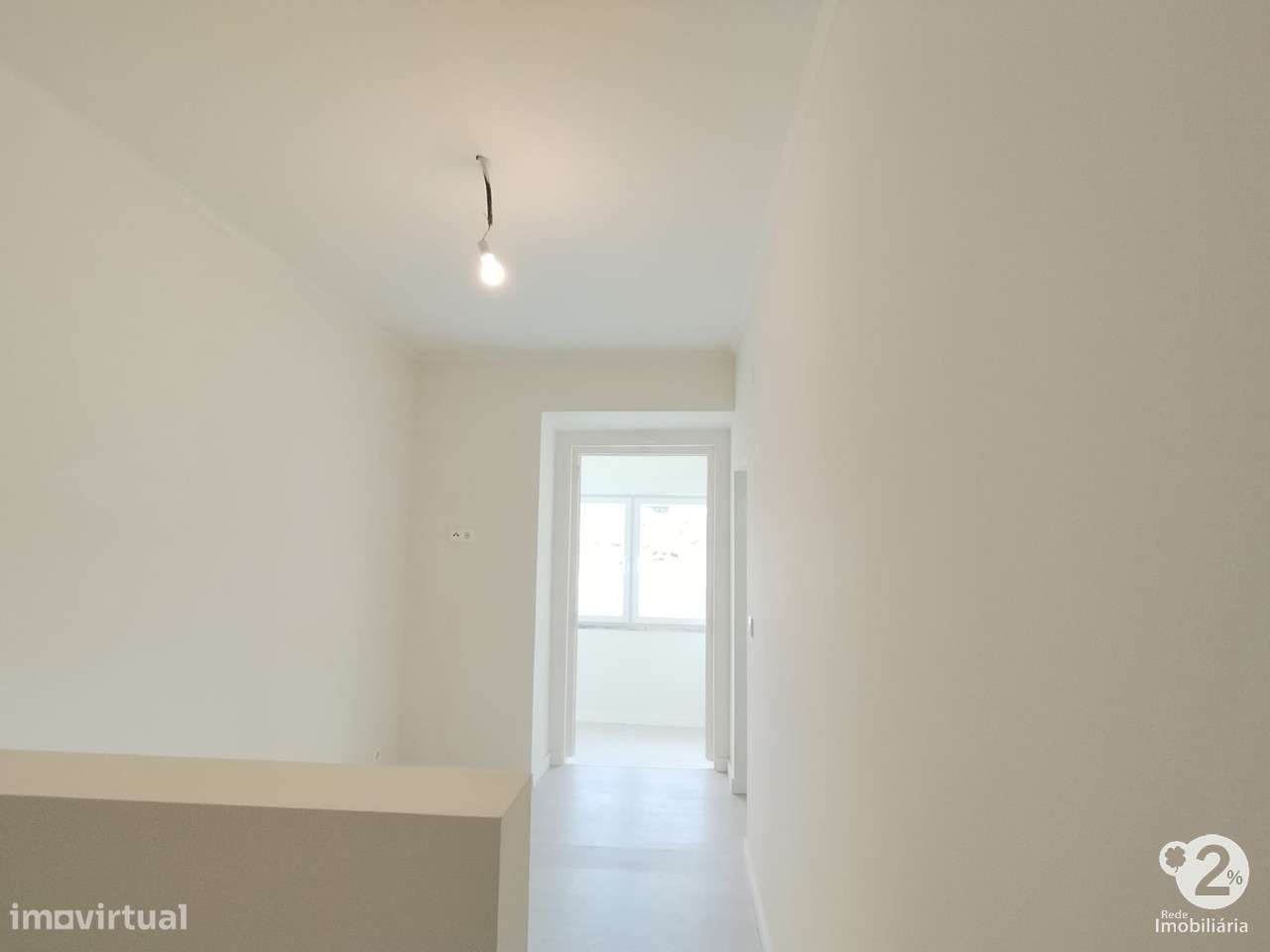 Apartamento T2 totalmente remodelado na Penha de França – pronto a...-14