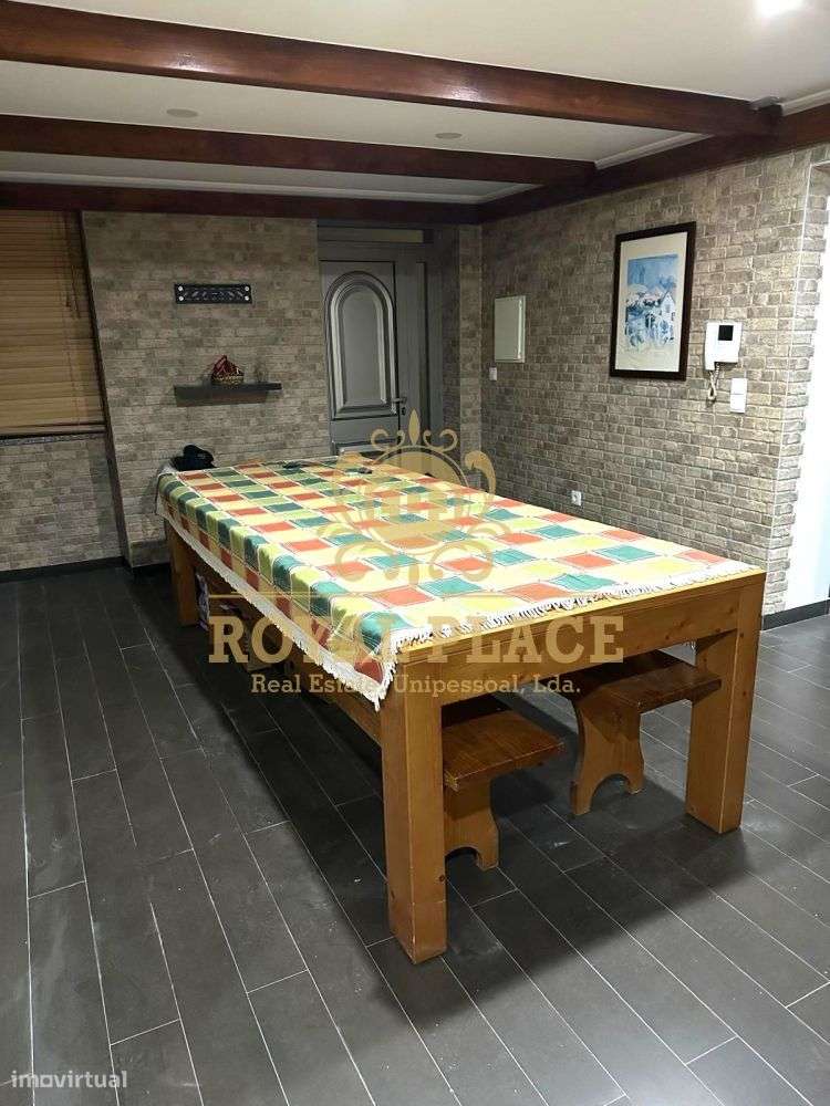 Moradia T4 em São Roque-4