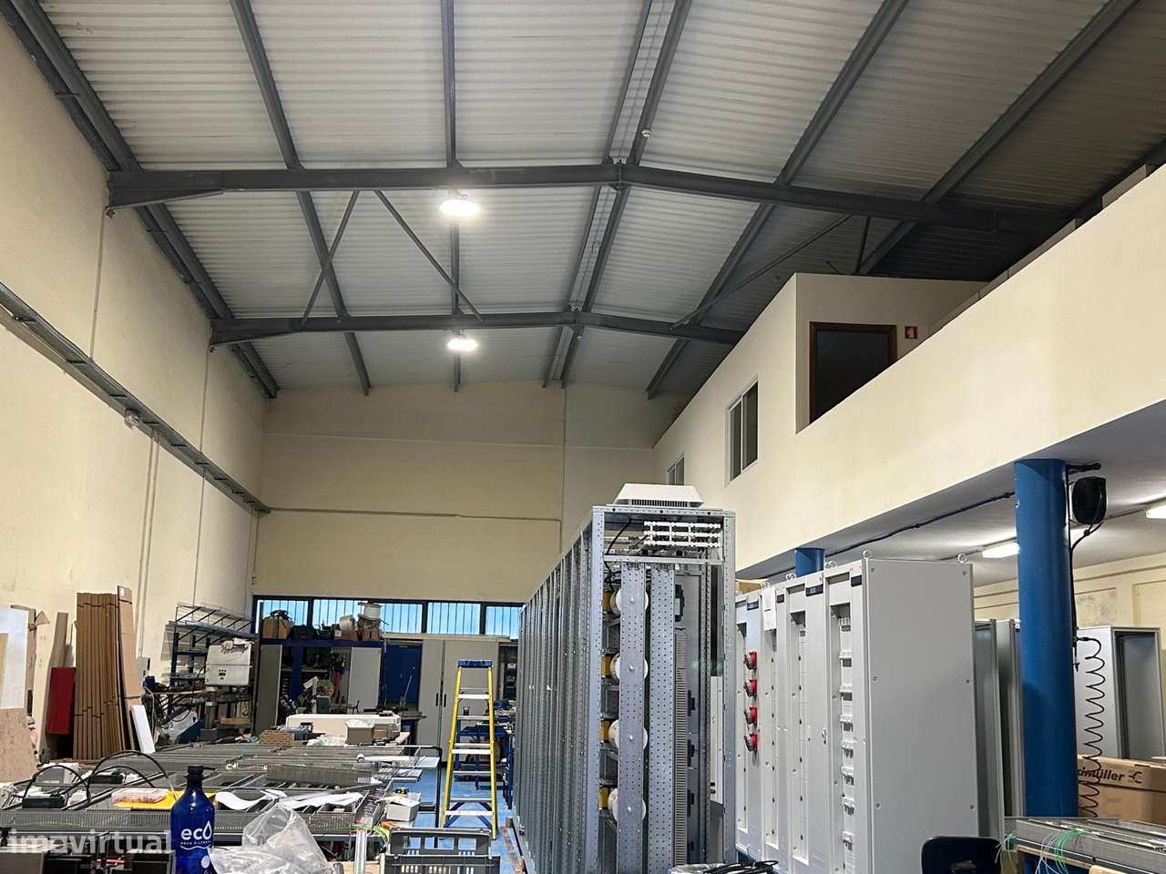 Armazém 458m2 Ermesinde-15