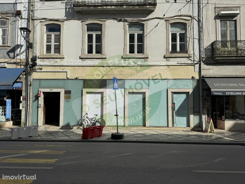 Loja / comércio junto à Câmara Municipal de Coimbra