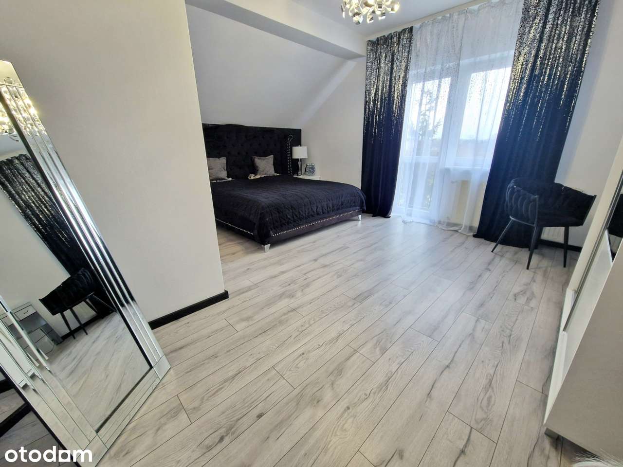 Wolnostojący, z potencjałem inwestycyjnym. 3 poziomy-osobne wejścia-5