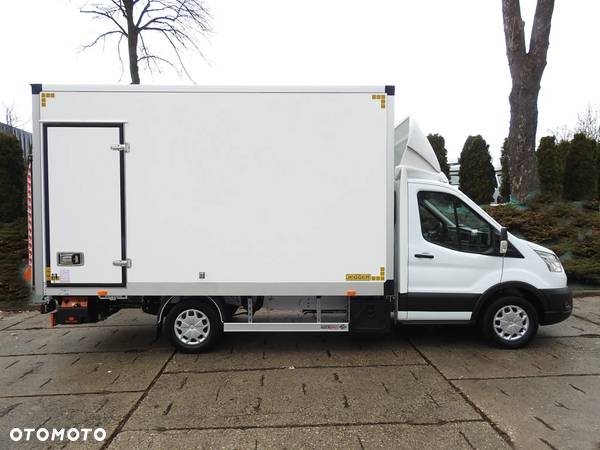 Ford TRANSIT NOWY KONTENER WINDA 8 PALET KLIMATYZACJA TEMPOMAT LEDY ASO GWARANCJA 130KM [ U61579 ] - 8