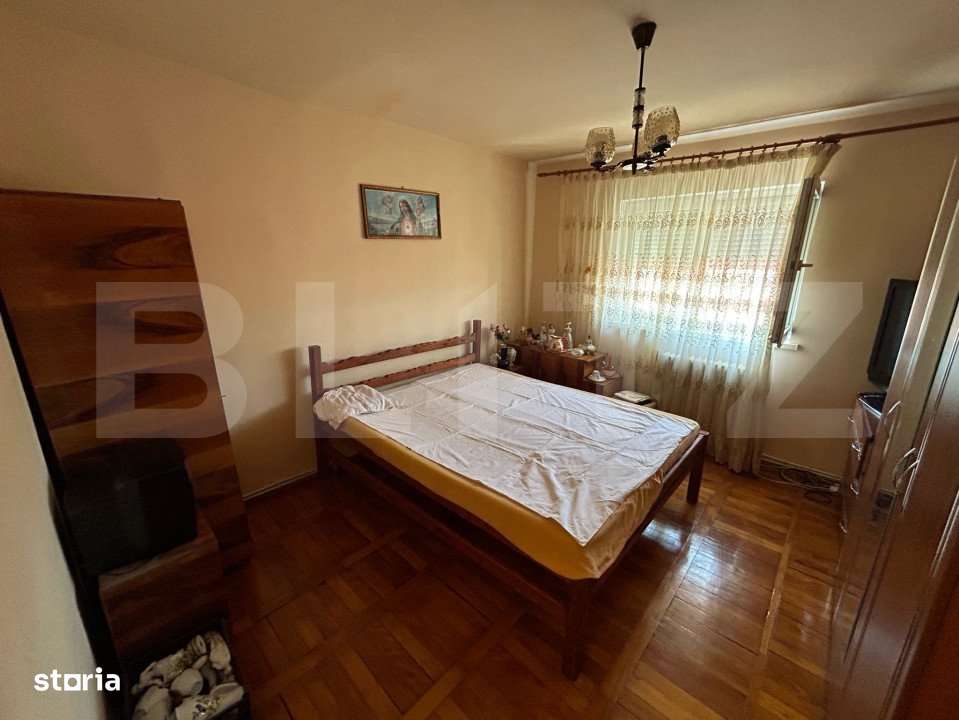 Apartament decomandat cu 3 camere,2 bai, 70 mp, zona Cetate - Imagine principală: 4/8