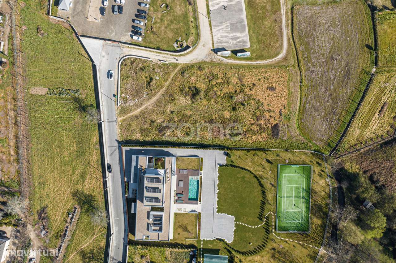 Terreno Urbano com 2280m2 em Freamunde, Paços de Ferreira. - Grande imagem: 5/10