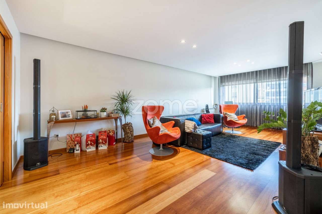 Apartamento T2 no Edifício Eden - Leiria-22