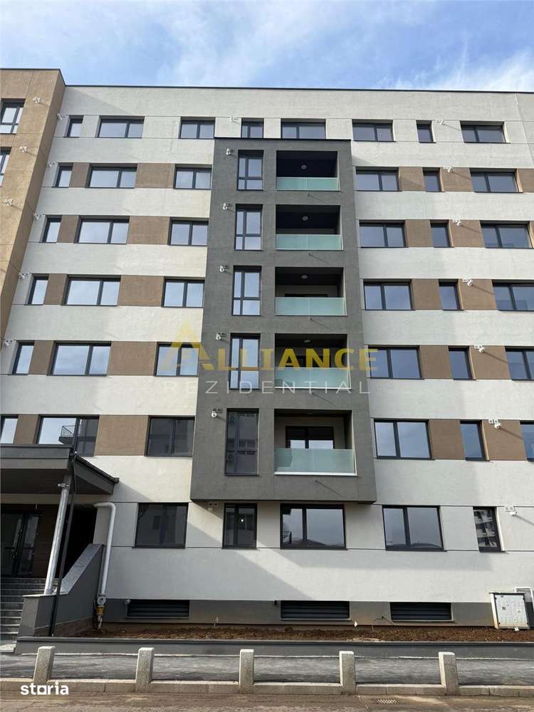 3 Camere gata de mutare, Grand Arena-1