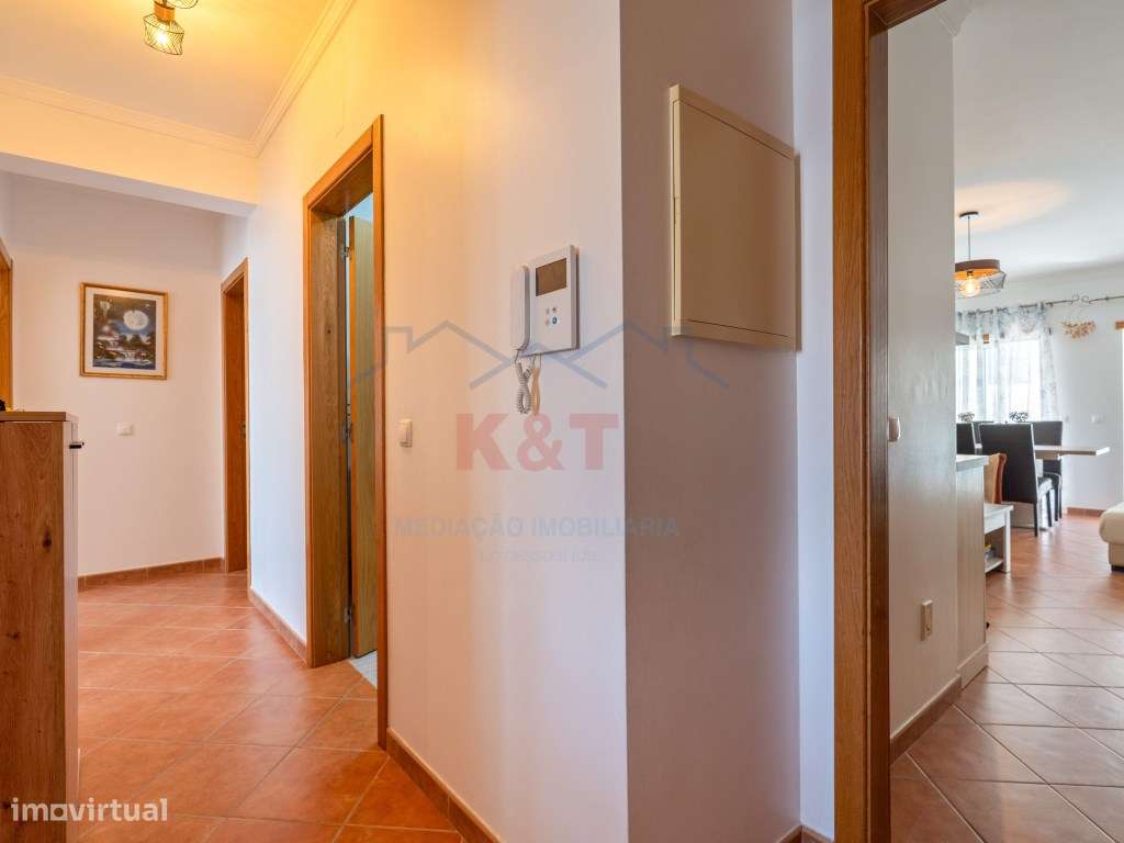 Apartamento T3 boas varandas com 2 lugares de garagem, bastante cen...-7