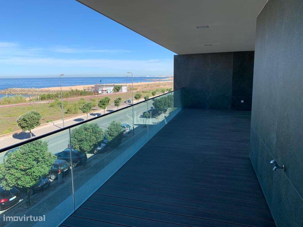 T3 Condominio de Luxo em frente ao mar - Grande imagem: 2/28