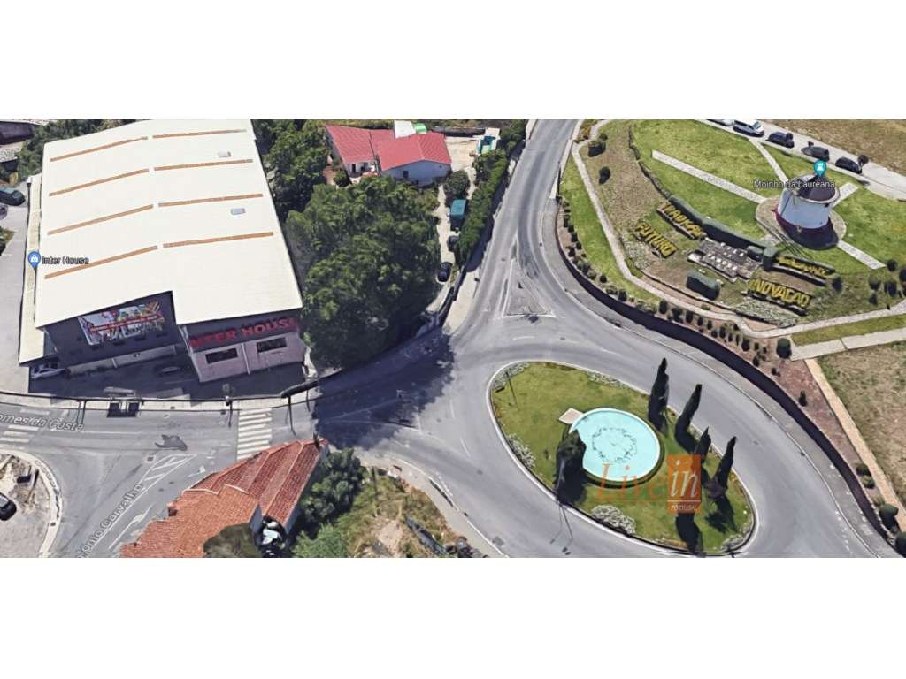 Loja Comercial Licenciada para a Atividade de Restauração em Famões - Grande imagem: 2/5