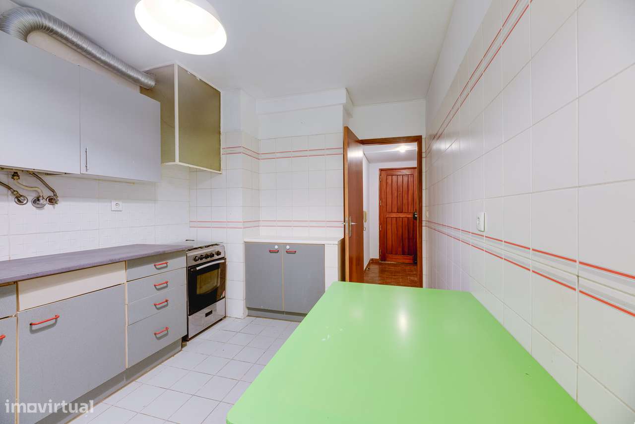 APARTAMENTO T2 | 87M2 BRUTA | ELEVADOR | ARRECADAÇÃO | SETÚBAL - Grande imagem: 3/22