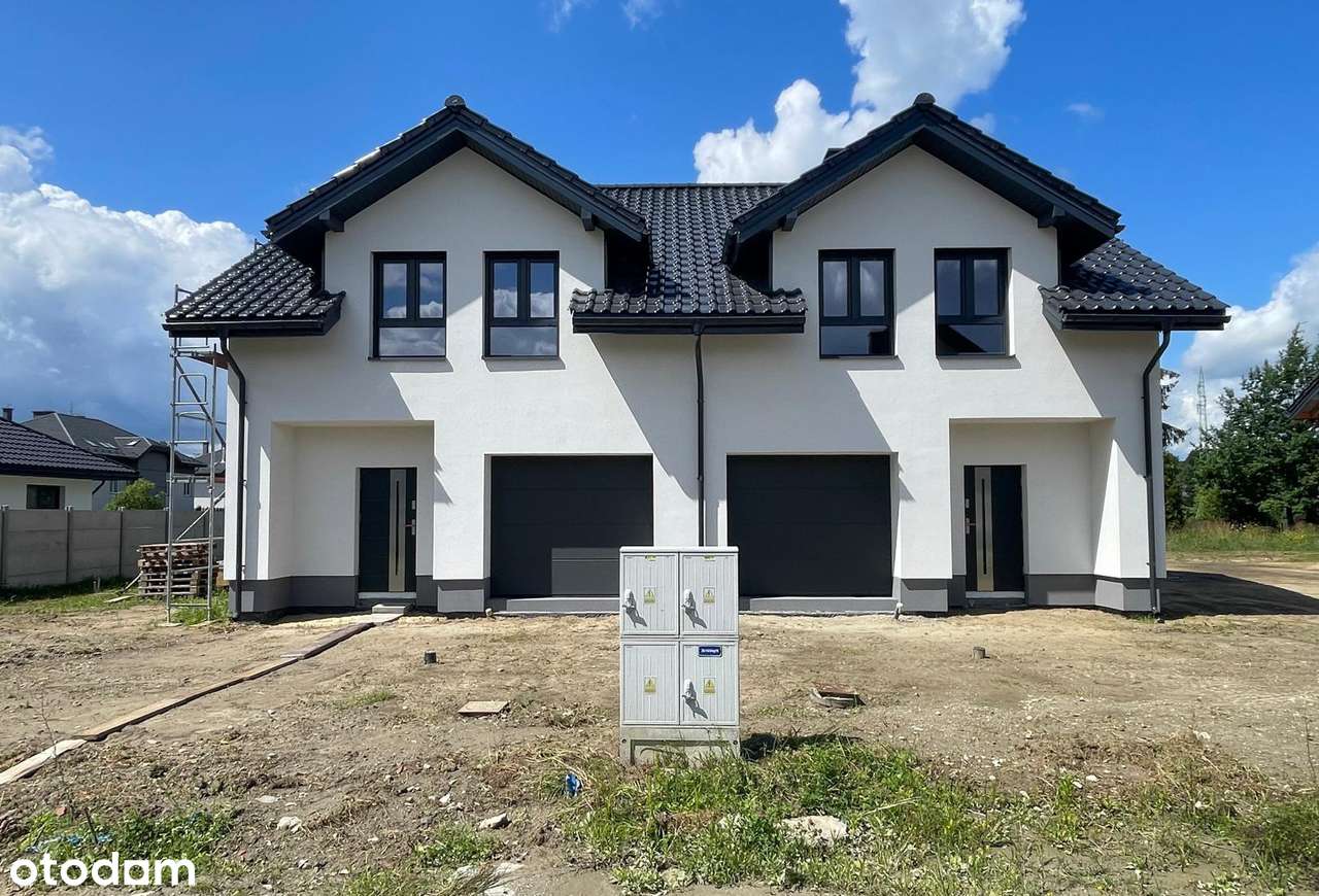 Dom w zabudowie bliźniaczej w Głogowie Małopolskim