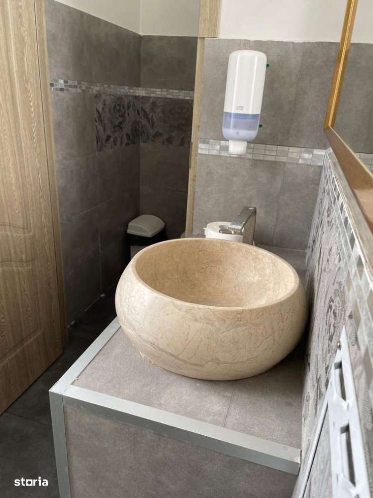 Campina - Spatiu comercial - 570mp - 440000 Euro - Imagine principală: 4/13