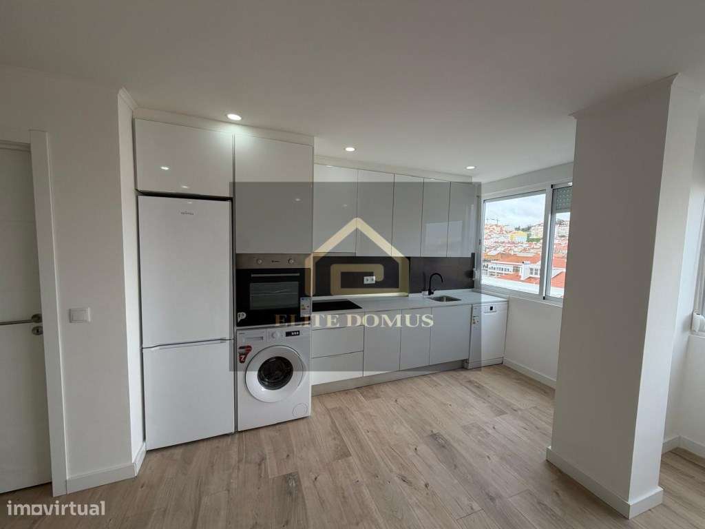 T4 Totalmente Remodelado, Damaia - Amadora. - Grande imagem: 5/23