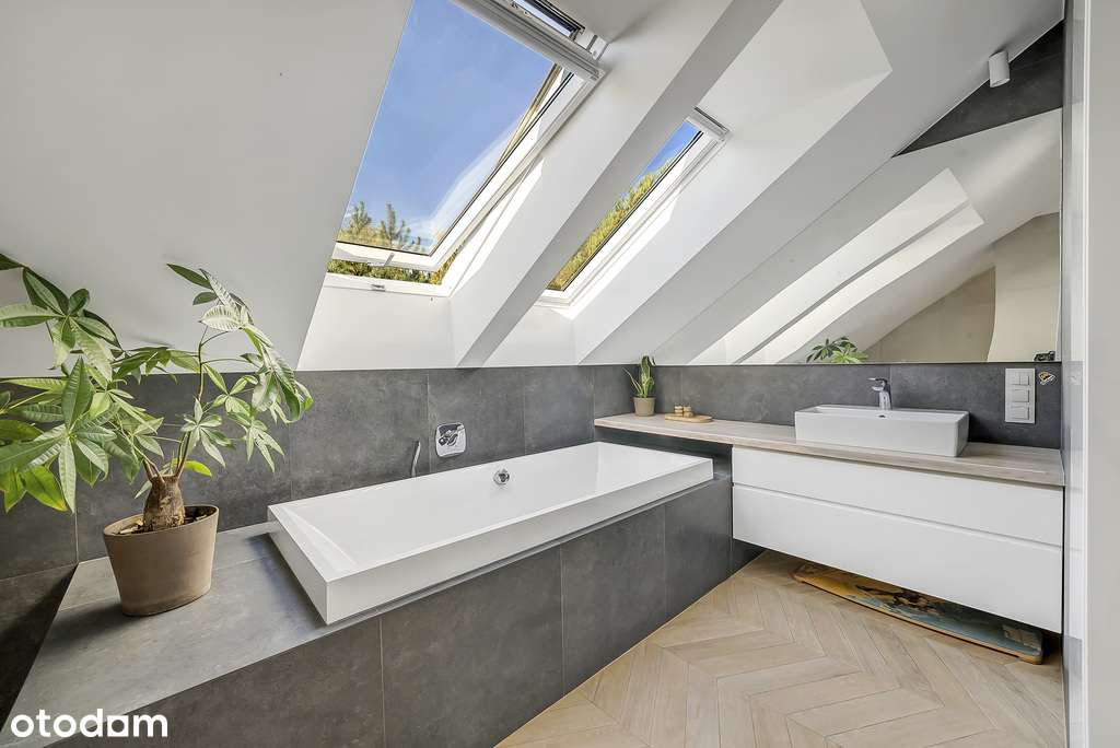 Luksus w sercu natury - dom przy ścianie lasu-16